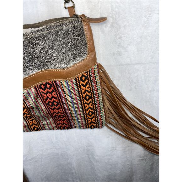 Myra Bag Laces of Color Medium Crossbody Bag Leather Cowhide Southwestern M-3975 - Picture 12 of 12
